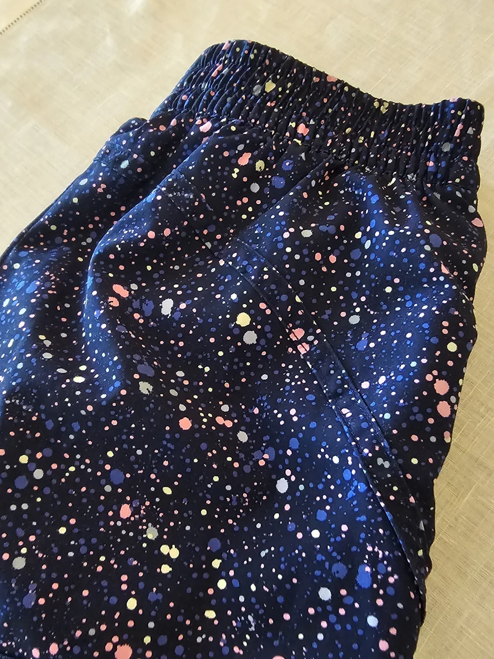 Adorable Gap Fit Girls Lined Active Run Shorts Quick Dry Navy Blue Splatter M 8